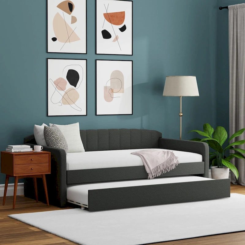 Scalloped Daybed with Trundle