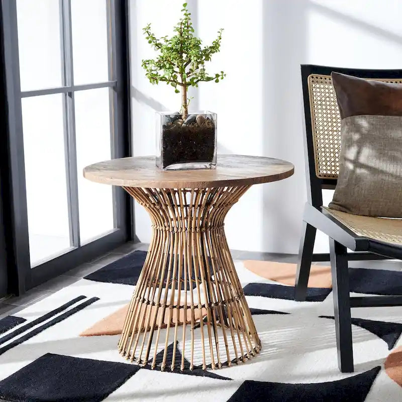 SAFAVIEH Abigail Coastal Round Accent Table - 23  W x 23  L x 20.1  H - 23Wx23Dx20H