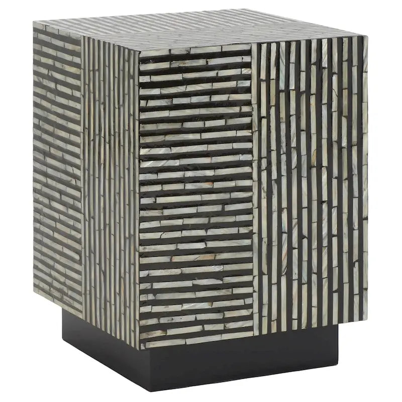 SAFAVIEH Heidrun Square Stool - 14  W x 14  D x 19  H - 14Wx14Dx19H