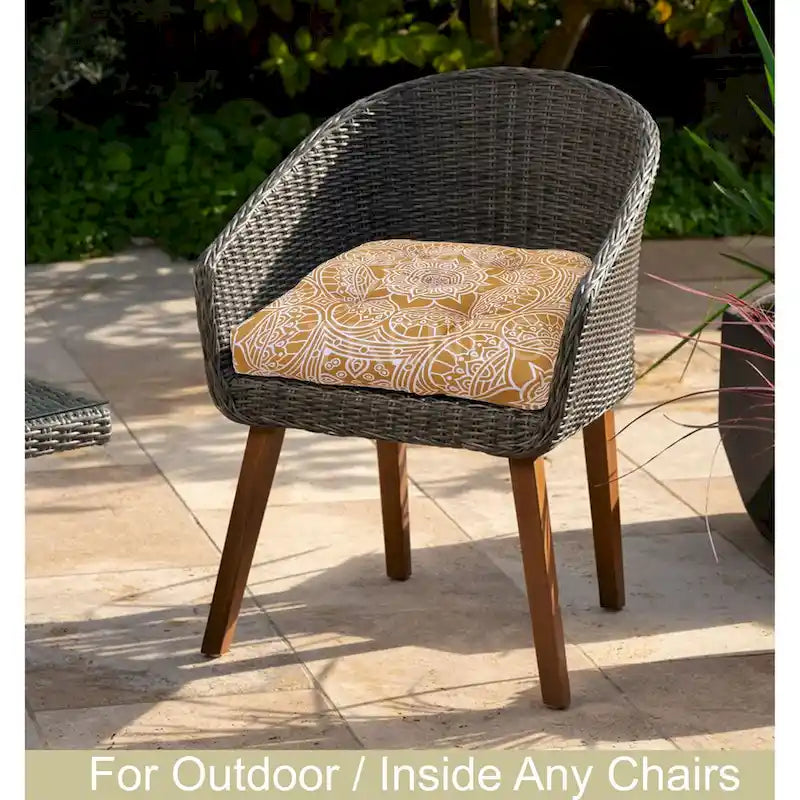 Indoor/Outdoor Chair Seat Cushion, Tufted, Weather, Water and Fade Resistant, 19 x 19 (Sert of 2)