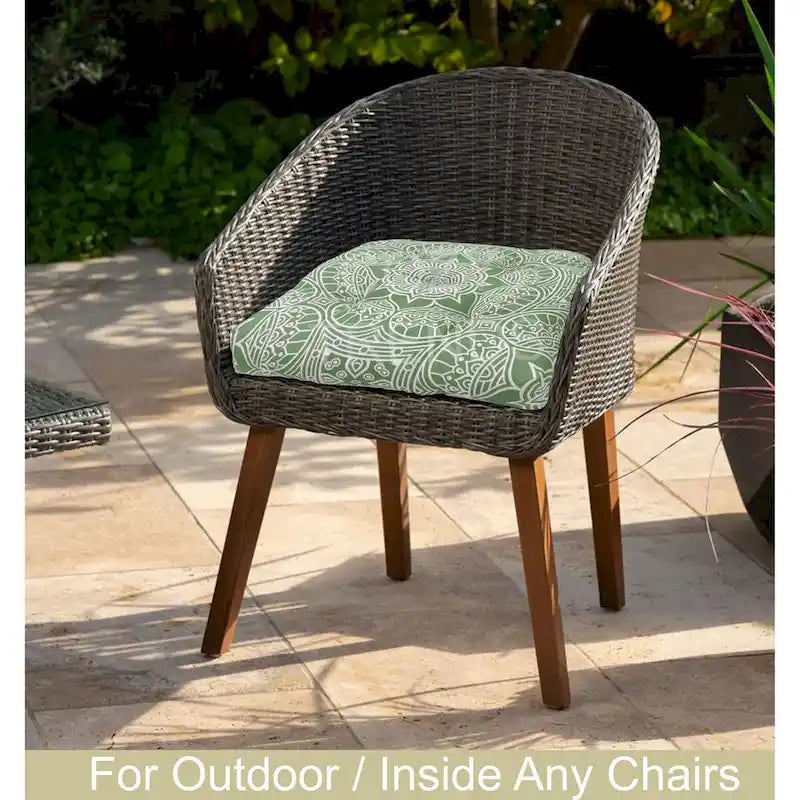 Indoor/Outdoor Chair Seat Cushion, Tufted, Weather, Water and Fade Resistant, 19 x 19 (Sert of 2)